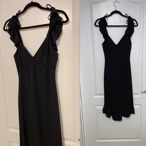 Black Bisou Bisou Low V Neck Midi Dress